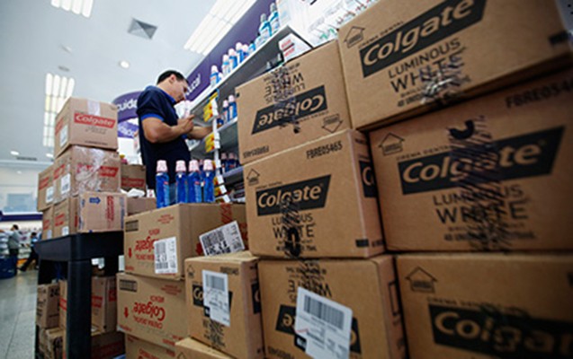 kokaine-gore-istefa-verdi